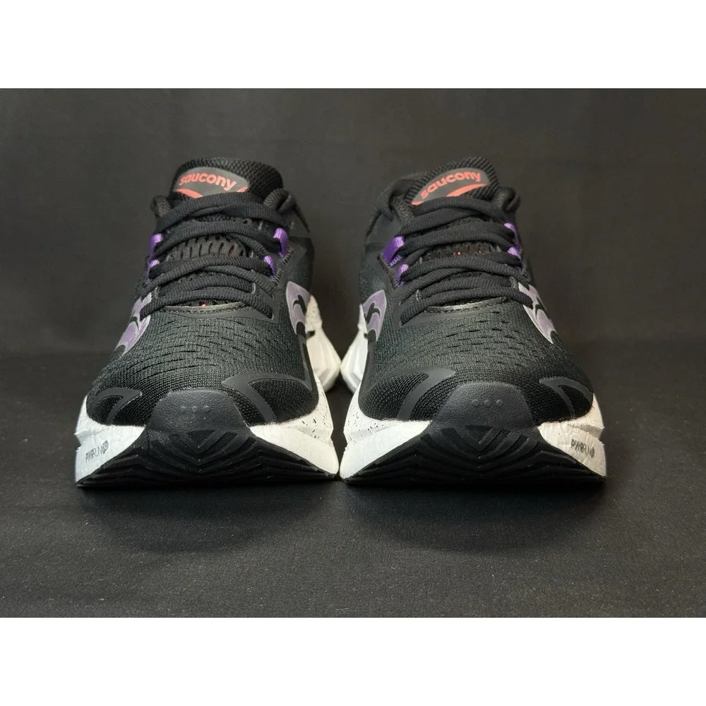 Saucony product pair